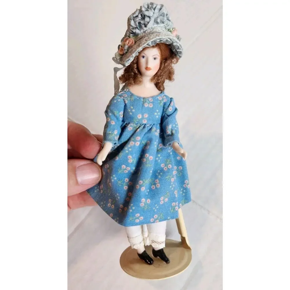 Vintage bisque porcelain victorian doll 6